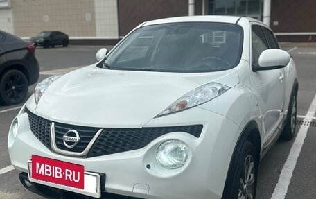 Nissan Juke II, 2011 год, 850 000 рублей, 12 фотография