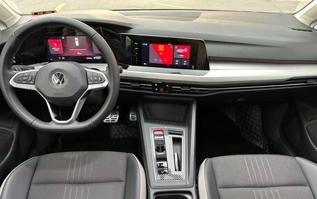 Volkswagen Golf VIII, 2021 год, 1 550 000 рублей, 6 фотография