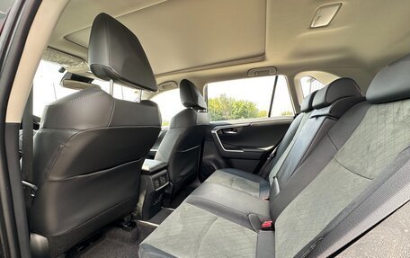Toyota RAV4, 2025 год, 4 500 000 рублей, 5 фотография