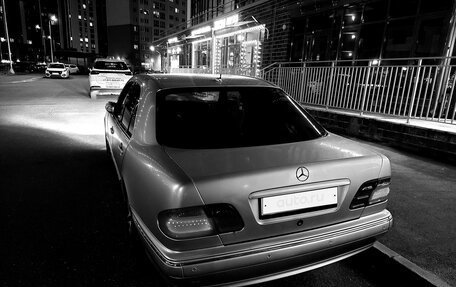 Mercedes-Benz E-Класс, 1999 год, 590 000 рублей, 17 фотография