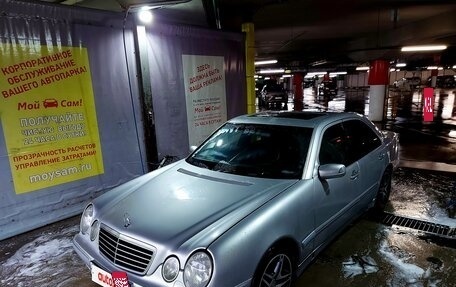 Mercedes-Benz E-Класс, 1999 год, 590 000 рублей, 4 фотография