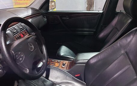 Mercedes-Benz E-Класс, 1999 год, 590 000 рублей, 13 фотография