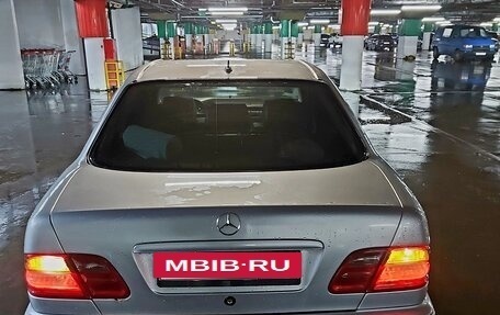 Mercedes-Benz E-Класс, 1999 год, 590 000 рублей, 11 фотография
