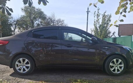 KIA Rio III рестайлинг, 2016 год, 1 050 000 рублей, 1 фотография