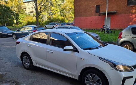 KIA Rio IV, 2019 год, 1 130 000 рублей, 4 фотография