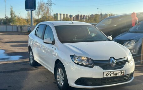 Renault Logan II, 2017 год, 859 000 рублей, 1 фотография