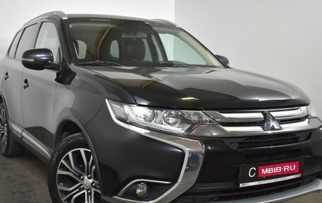 Mitsubishi Outlander III рестайлинг 3, 2017 год, 1 819 000 рублей, 1 фотография
