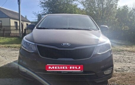 KIA Rio III рестайлинг, 2016 год, 1 050 000 рублей, 2 фотография