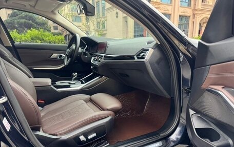BMW 3 серия, 2022 год, 2 720 000 рублей, 13 фотография