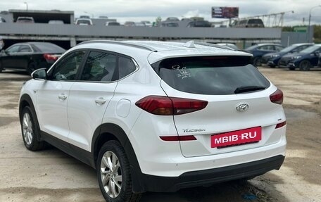 Hyundai Tucson III, 2018 год, 1 999 000 рублей, 3 фотография