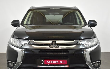 Mitsubishi Outlander III рестайлинг 3, 2017 год, 1 819 000 рублей, 2 фотография