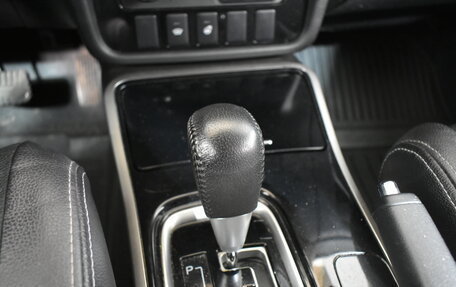 Mitsubishi Outlander III рестайлинг 3, 2017 год, 1 819 000 рублей, 11 фотография