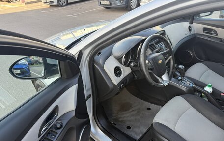 Chevrolet Cruze II, 2012 год, 550 000 рублей, 7 фотография