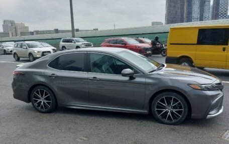 Toyota Camry, 2021 год, 2 500 000 рублей, 7 фотография