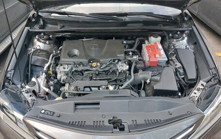 Toyota Camry, 2021 год, 2 500 000 рублей, 9 фотография