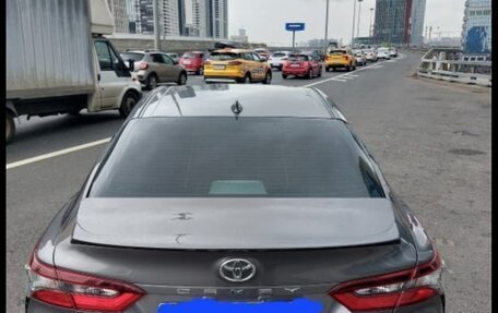 Toyota Camry, 2021 год, 2 500 000 рублей, 5 фотография