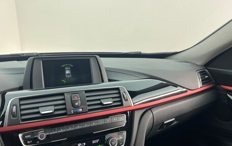 BMW 3 серия, 2019 год, 2 590 000 рублей, 17 фотография