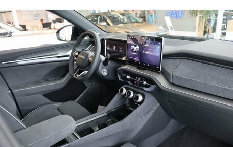 Skoda Kodiaq, 2025 год, 5 800 000 рублей, 12 фотография