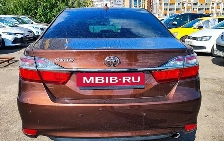 Toyota Camry, 2018 год, 1 982 000 рублей, 4 фотография