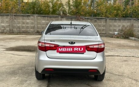 KIA Rio III рестайлинг, 2011 год, 660 000 рублей, 4 фотография