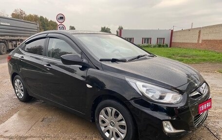 Hyundai Solaris II рестайлинг, 2014 год, 730 000 рублей, 1 фотография