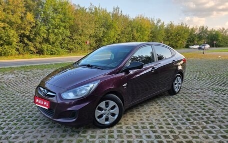 Hyundai Solaris II рестайлинг, 2012 год, 550 000 рублей, 1 фотография