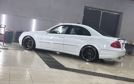 Mercedes-Benz E-Класс, 2003 год, 1 200 000 рублей, 4 фотография