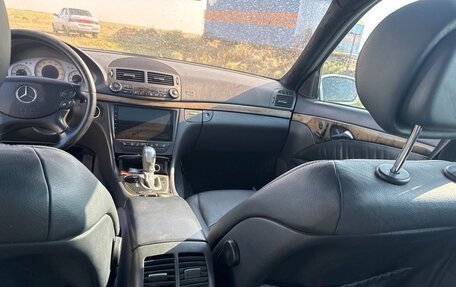 Mercedes-Benz E-Класс, 2003 год, 1 200 000 рублей, 11 фотография