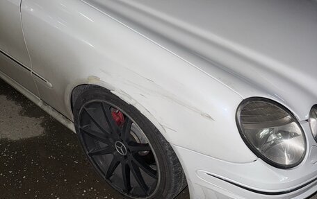 Mercedes-Benz E-Класс, 2003 год, 1 200 000 рублей, 5 фотография