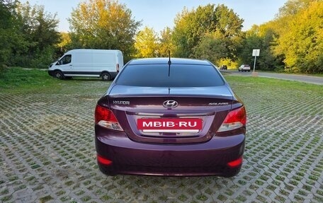 Hyundai Solaris II рестайлинг, 2012 год, 550 000 рублей, 5 фотография