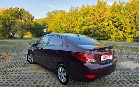 Hyundai Solaris II рестайлинг, 2012 год, 550 000 рублей, 4 фотография
