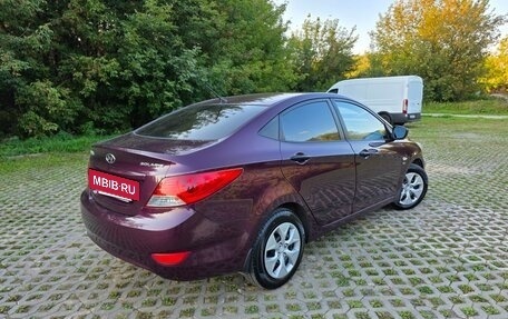 Hyundai Solaris II рестайлинг, 2012 год, 550 000 рублей, 2 фотография