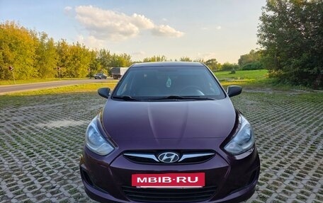 Hyundai Solaris II рестайлинг, 2012 год, 550 000 рублей, 7 фотография