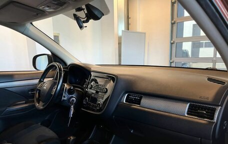 Mitsubishi Outlander III рестайлинг 3, 2012 год, 1 365 000 рублей, 12 фотография