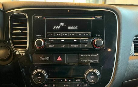 Mitsubishi Outlander III рестайлинг 3, 2012 год, 1 365 000 рублей, 13 фотография