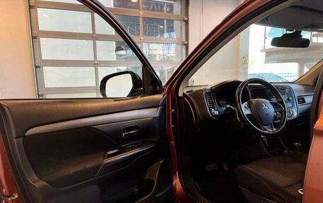 Mitsubishi Outlander III рестайлинг 3, 2012 год, 1 365 000 рублей, 19 фотография