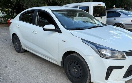 KIA Rio IV, 2018 год, 1 200 000 рублей, 18 фотография