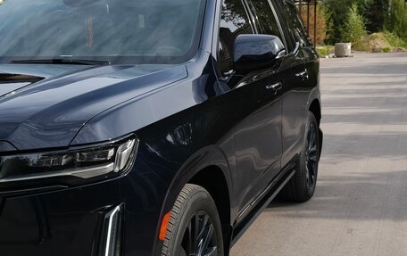 Cadillac Escalade V, 2021 год, 13 000 000 рублей, 2 фотография