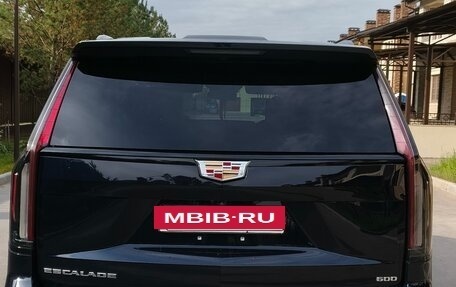 Cadillac Escalade V, 2021 год, 13 000 000 рублей, 4 фотография