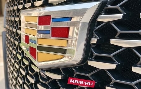 Cadillac Escalade V, 2021 год, 13 000 000 рублей, 9 фотография