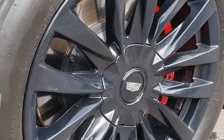 Cadillac Escalade V, 2021 год, 13 000 000 рублей, 12 фотография