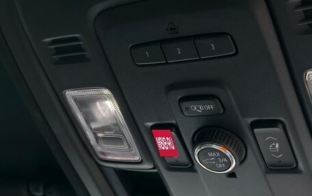 Cadillac Escalade V, 2021 год, 13 000 000 рублей, 27 фотография