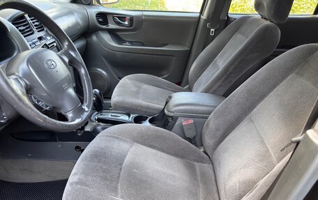 Hyundai Santa Fe III рестайлинг, 2003 год, 585 000 рублей, 27 фотография