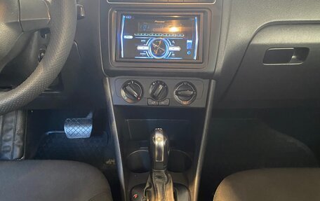 Volkswagen Polo VI (EU Market), 2012 год, 630 000 рублей, 10 фотография