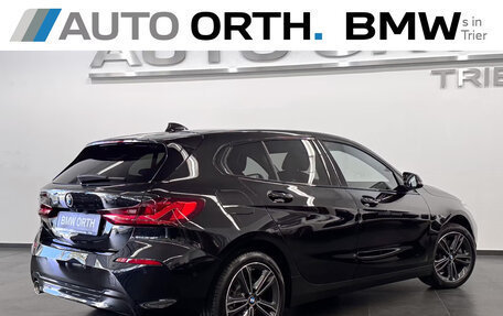 BMW 1 серия, 2022 год, 3 300 000 рублей, 6 фотография