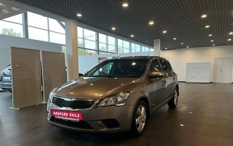 KIA cee'd I рестайлинг, 2010 год, 690 000 рублей, 7 фотография