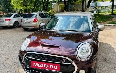 MINI Clubman, 2016 год, 1 800 000 рублей, 2 фотография