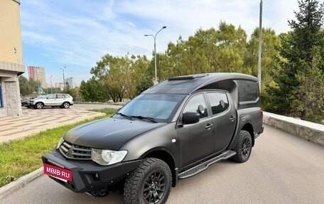 Mitsubishi L200 IV рестайлинг, 2010 год, 2 150 000 рублей, 6 фотография