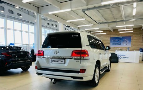 Toyota Land Cruiser 200, 2017 год, 6 599 900 рублей, 6 фотография