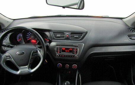 KIA Rio III рестайлинг, 2015 год, 650 000 рублей, 17 фотография